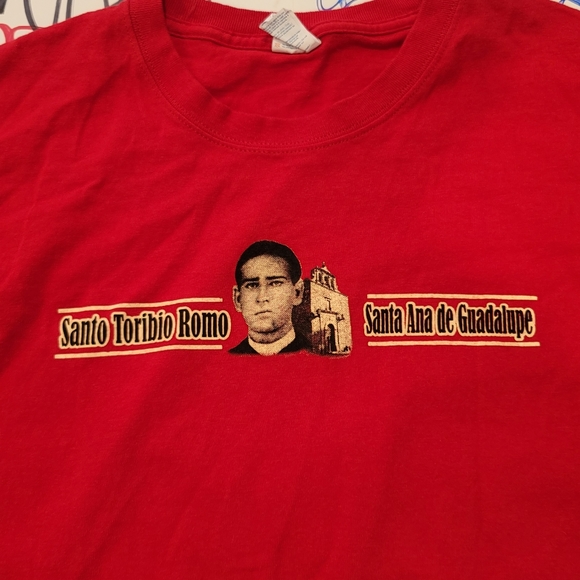 Religious T Shirt Medium - Picture 5 of 5